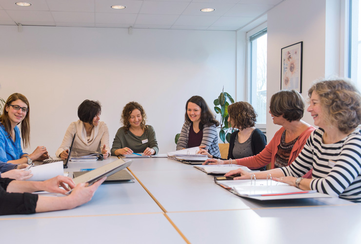 Interdisziplinäre Zusammenarbeit im Förderzentrum für Kinder und Jugendliche